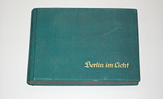 Das Album "Berlin im Licht"